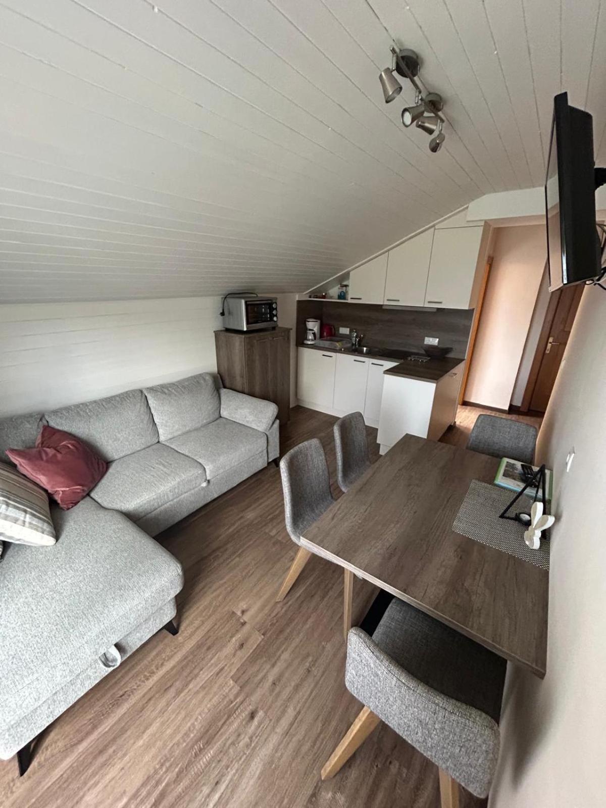Alpenrose Lejlighed Meltina Eksteriør billede